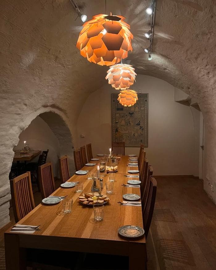 Under Kastanjen - Restaurang & Café